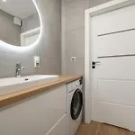Przytulny Z Tarasem & Balkonem By Renters Daire *
