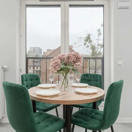 Apartment Przytulny Z Tarasem & Balkonem By Renters Wroclaw