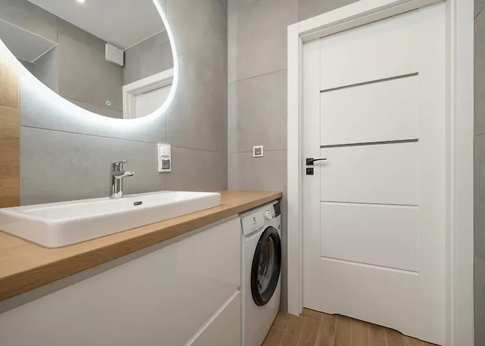 Przytulny Z Tarasem&balkonem By Renters Apartament *